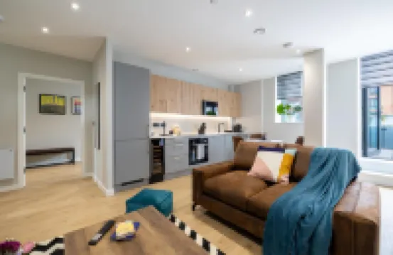 Kula Birmingham - New Street Station