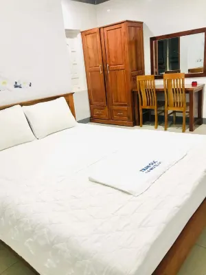 Nha Nghi TRAN DUC Hotels near Milk Shop Anh Thu