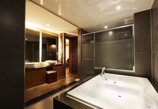 호텔 시설 비교