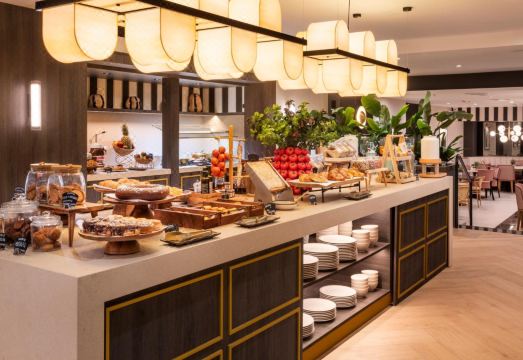 카탈로니아 플라자 수영장