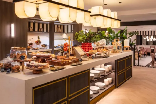 Catalonia Plaza Espana Hotel & Spa