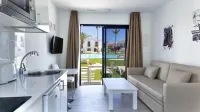 Fbc Fortuny Resort - Adults Only - parking
