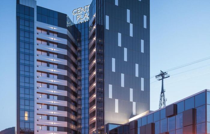 Central Plaza Hotel