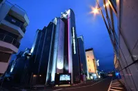 AGEHA CINQ BOUTIQUE HOTEL โรงแรมใน