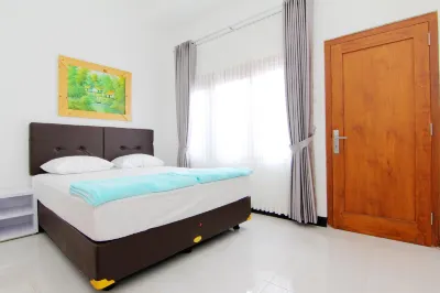 Silas Garden Hotels in Gedongkiwo