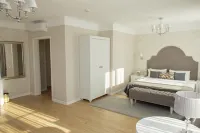 Victoria Hotels in Borovichi