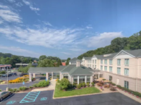 Hilton Garden Inn Norwalk Hotels in Norwalk