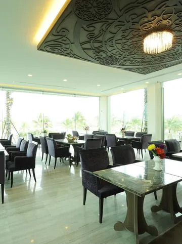 รูปภาพของเดอะ เบฟเวอรี่ ฮิลล์