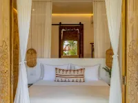The Balangan Hotel Hotels near ذا روك بار