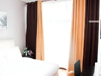 HOTEL KAMELIA Hotel di Kepala Batas