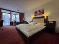 Hotel Restaurant Sonne-Post Hotels in GroBerlach