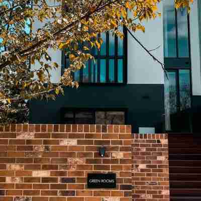 Green Rooms Braddon - Designer Micro Apartments Hotel Exterior