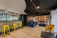 คัมปานิเล วาร์ซาวา โพลนอค