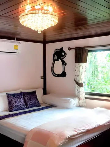 รูปภาพของโต้ะเดียว รีสอร์ท 