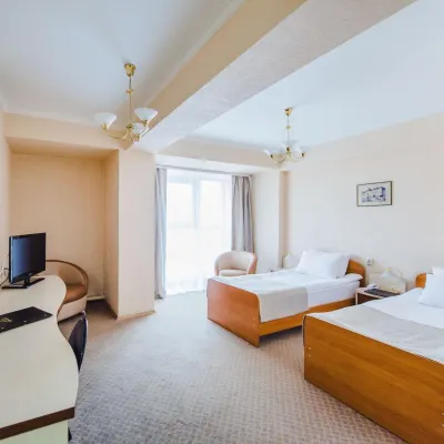 Hotel Visit Hotels near Kafedral'nyy Sobor Kazanskoy Ikony Bozhiyey Materi