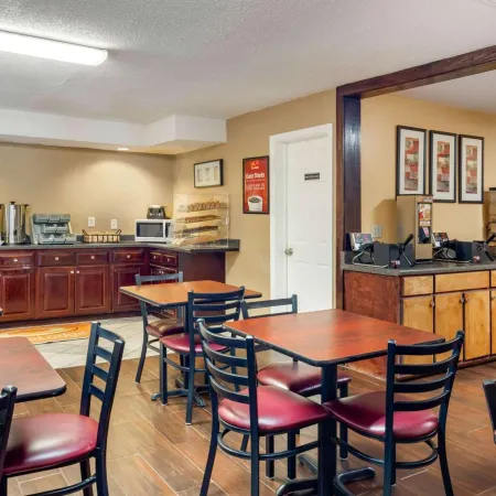 Econo Lodge Burlington I-40