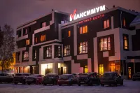 Sport Hotel Максимум (Спорт) Отели рядом с достопримечательностью «Памятник Погибшим Шахтерам»