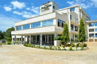 Grand Royal Swiss Hotel Hotel di 