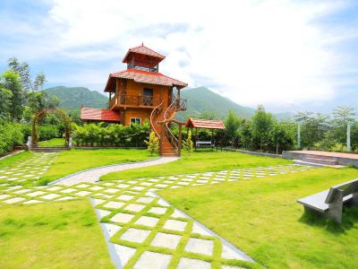 Selvamathi Farm Resorts