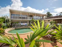 Comfort Inn Cairns City Hotels near Cairns Library