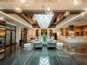 Iza Hotel