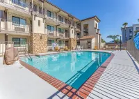 Hillstone Inn Tulare, Ascend Hotel Collection - Pools