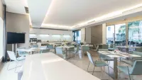Suittes Hotel - breakfast