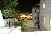 Asma Cave House