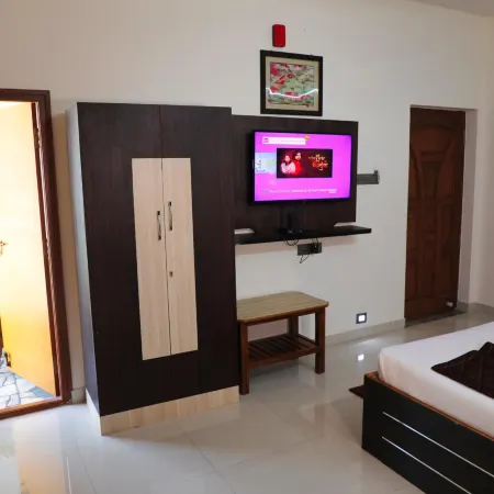 SS Silver Oaks Resort