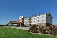 Holiday Inn Express & Suites WICHITA NORTHWEST MAIZE K-96 by IHG