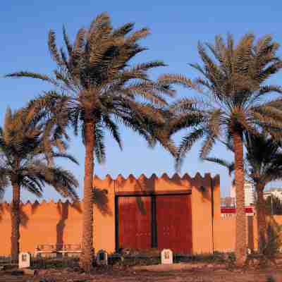 Courtyard Kuwait City Hotel Exterior