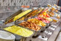 Residence Inn Milwaukee Downtown - 朝食