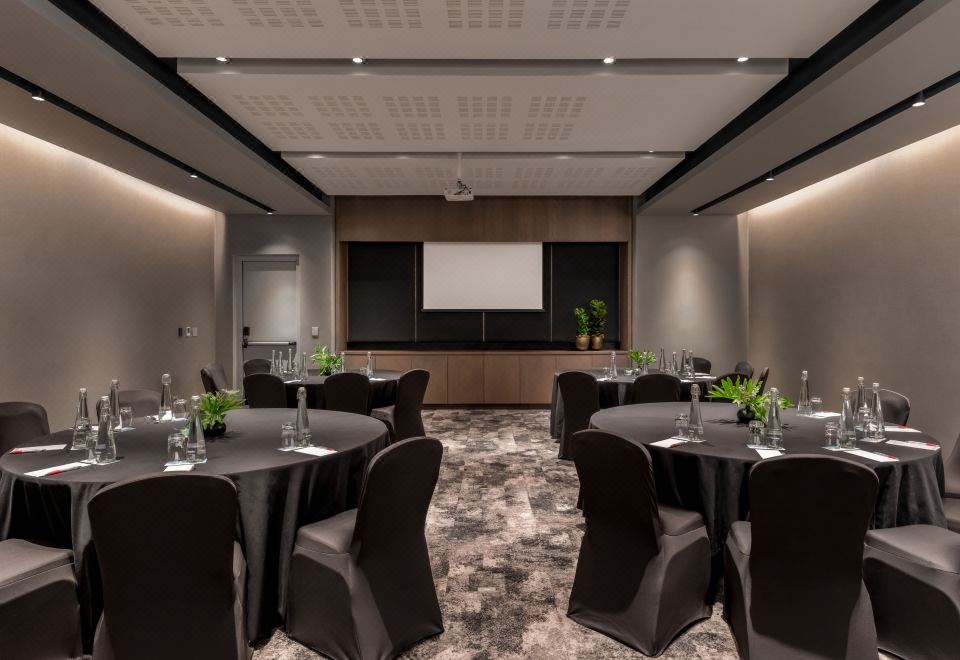 메리어트 호텔 멜로즈 아치