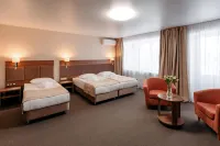 Turist Hotel Hotels near Ivselbank Building