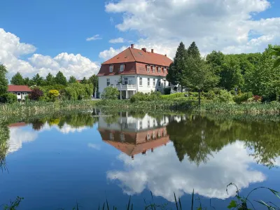 Jagdschloss Lalendorf Hotels in Dobbin-Linstow