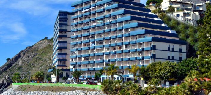 Arrayanes Playa Almuñecar グラナダのホテル