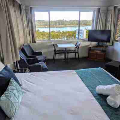 Haven Waters Motel & Apartments Rooms