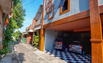 Guest House Kembar Syariah Semarang RedPartner