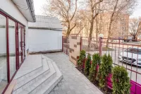 Green Hall Apartments