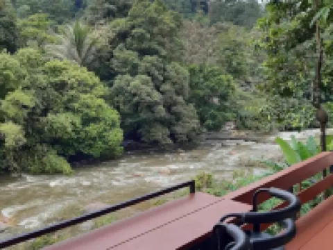 Bansuanrari Kiriwong Resort Hotels in Lan Saka