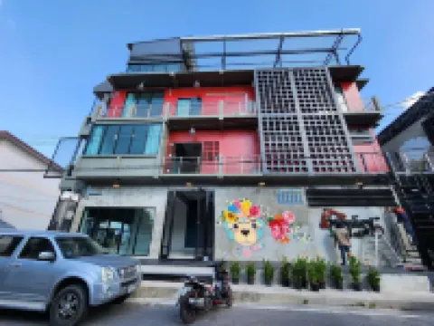 มังกี้ อาร์ต โรงแรมใกล้วัดมณีวงศ์