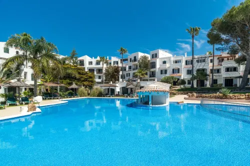 Fergus Club Carema Splash Hotels in Es Mercadal