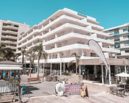 Puerto Azul Marbella Hoteles en Marbella