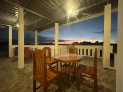 Four-G Homestay & Komodo Tour Hotels in Batu Cermin