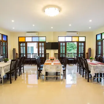 Oh Amphawa Boutique Resort