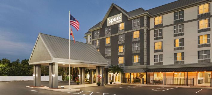 Spark by Hilton Orlando Universal Blvd Отели в г. Ориндж