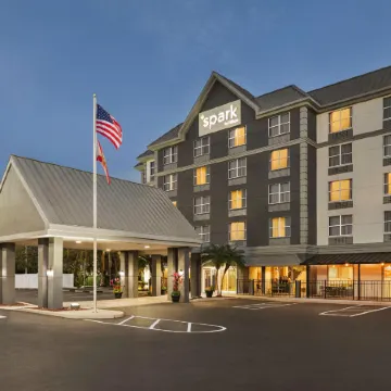 Spark by Hilton Orlando Universal Blvd