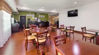 Wingate by Wyndham Macon I-475