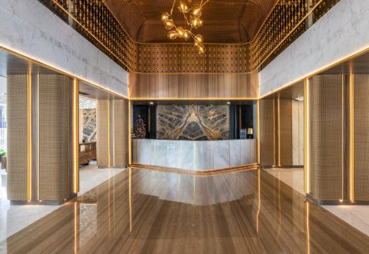 머큐어 자이푸르 외관