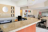 Comfort Inn & Suites Alameda at Albuquerque Balloon Fiesta Park Hotels in Placitas